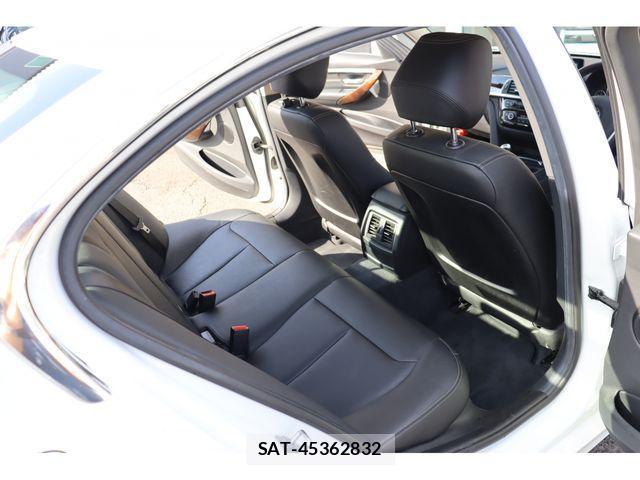 Bmw 3 SERIES 2016-01 1411477-3
