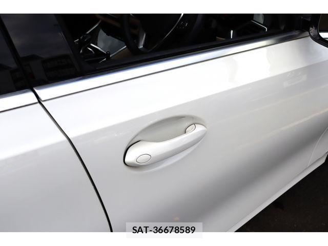 Bmw 3 SERIES 2020-01 1471070-18