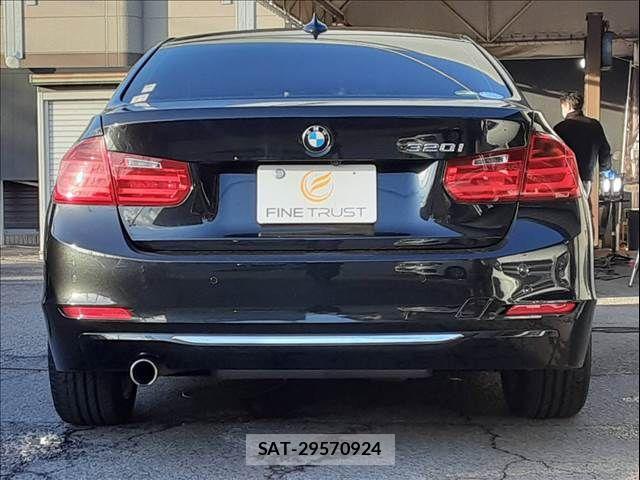 Bmw 3 SERIES 2015-09 1542964-17