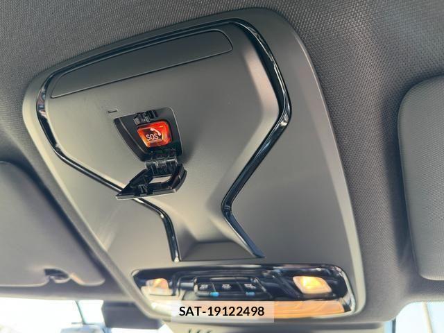Bmw 3 SERIES 2023-06 1692496-22