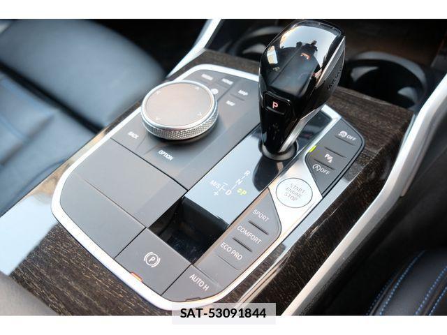 Bmw 3 SERIES 2019-10 1741289-17