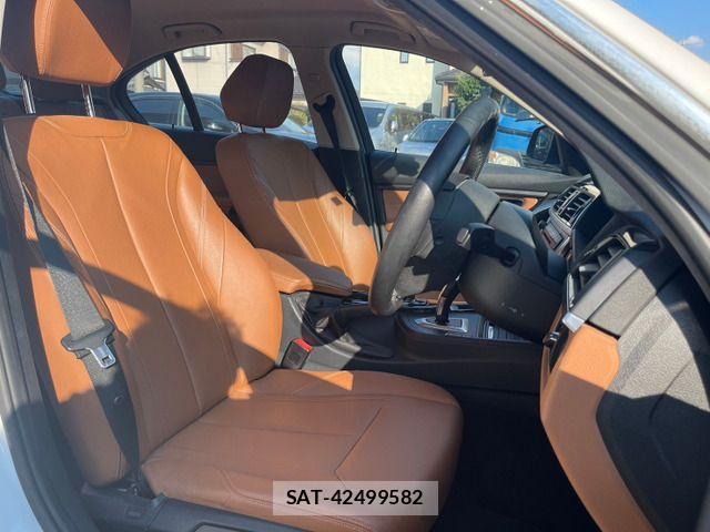 Bmw 3 SERIES 2015-10 2317873-4