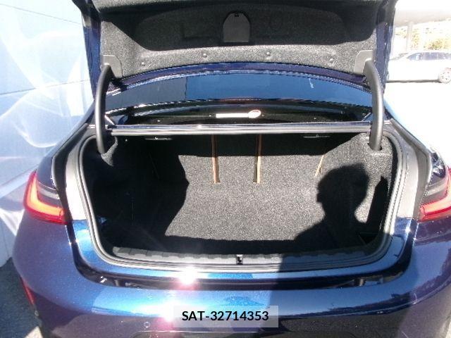 Bmw 3 SERIES 2023-03 2660518-28