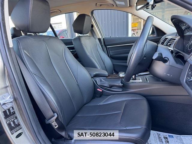 Bmw 3 SERIES 2018-06 3355771-10