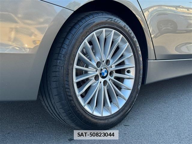 Bmw 3 SERIES 2018-06 3355771-17