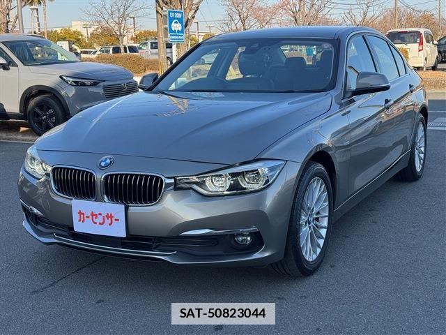 Bmw 3 SERIES 2018-06 3355771-4