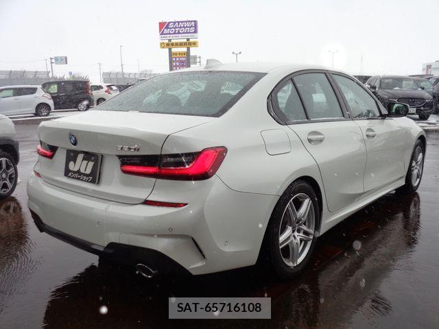 Bmw 3 SERIES 2019-03 3420424-2