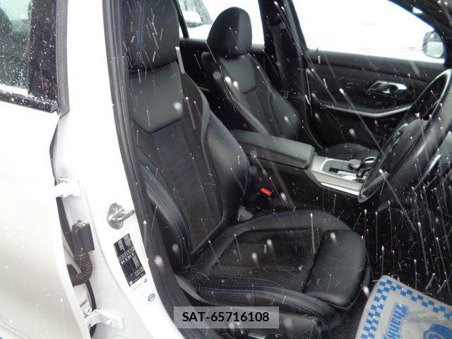Bmw 3 SERIES 2019-03 3420424-7