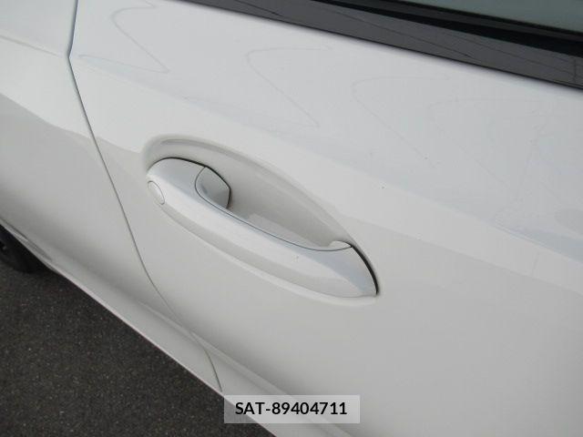 Bmw 3 SERIES 2023-03 3661233-9