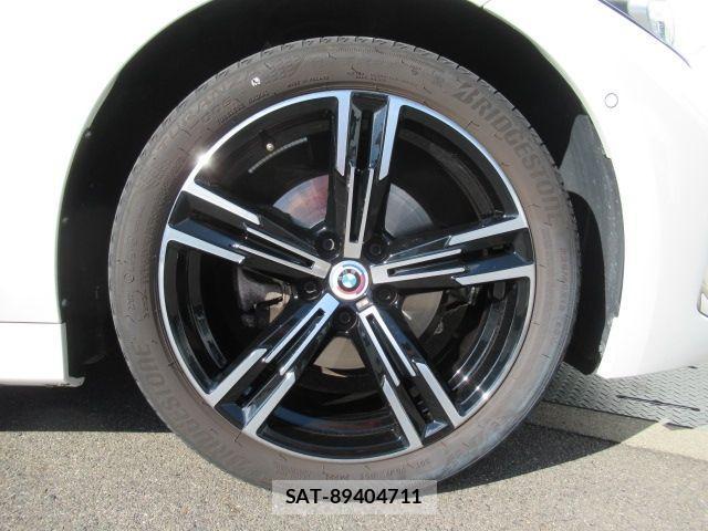 Bmw 3 SERIES 2023-03 3661233-4
