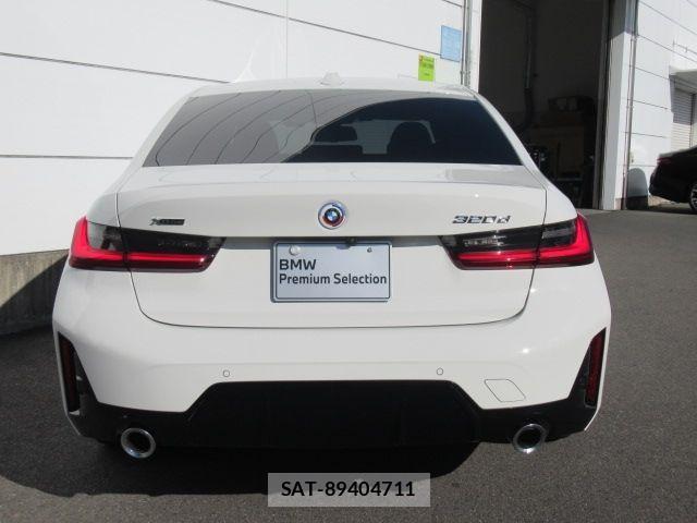 Bmw 3 SERIES 2023-03 3661233-6