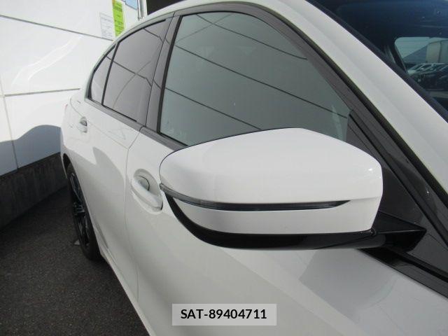 Bmw 3 SERIES 2023-03 3661233-8