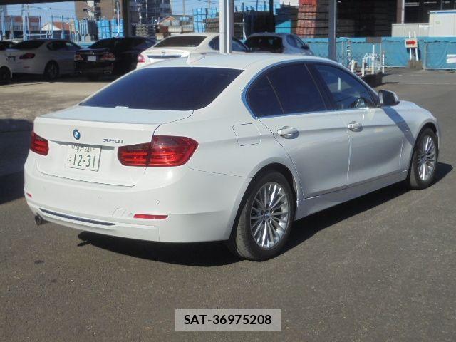 Bmw 3 SERIES 2013-03 3661296-2