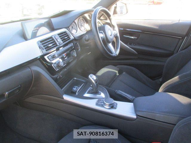 Bmw 3 SERIES 2017-10 3765765-11