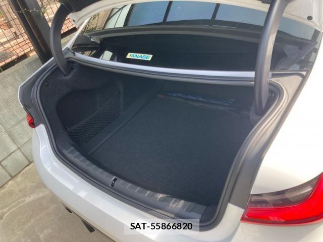 Bmw 3 SERIES 2024-06 4038892-5