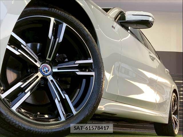 Bmw 3 SERIES 2023-03 4138603-18