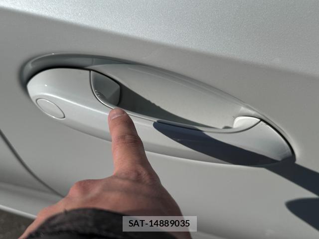 Bmw 3 SERIES 2022-01 4587609-13