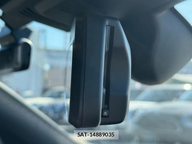 Bmw 3 SERIES 2022-01 4587609-25