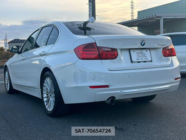 Bmw 3 SERIES 2012-11 5860585-18