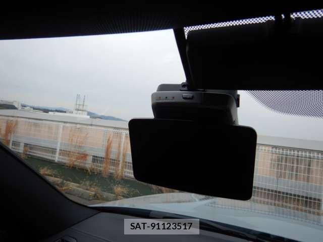 Bmw 3 SERIES 2025-09 6242345-11