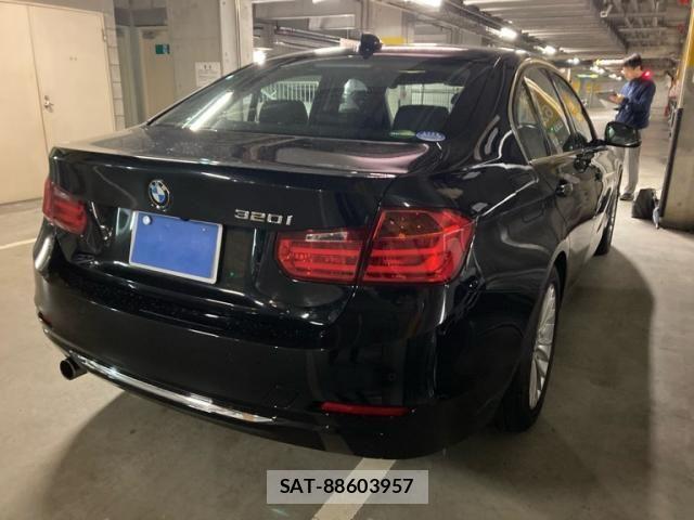 Bmw 3 SERIES 2015-08 6302882-3
