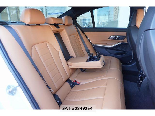 Bmw 3 SERIES 2022-03 6495299-11