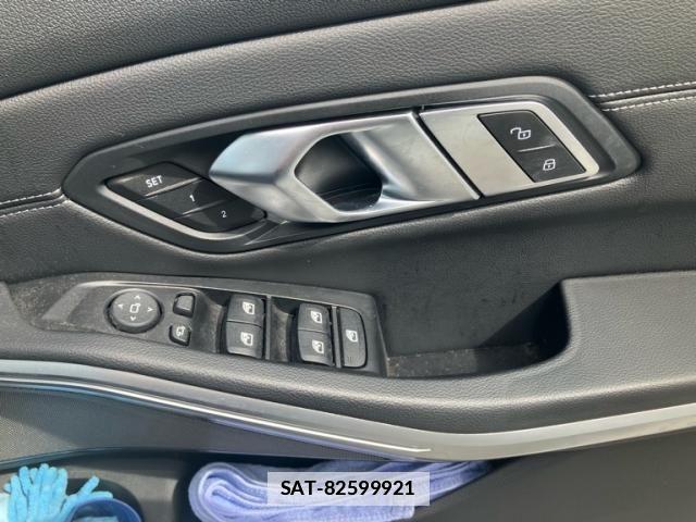Bmw 3 SERIES 2019-08 6544312-18