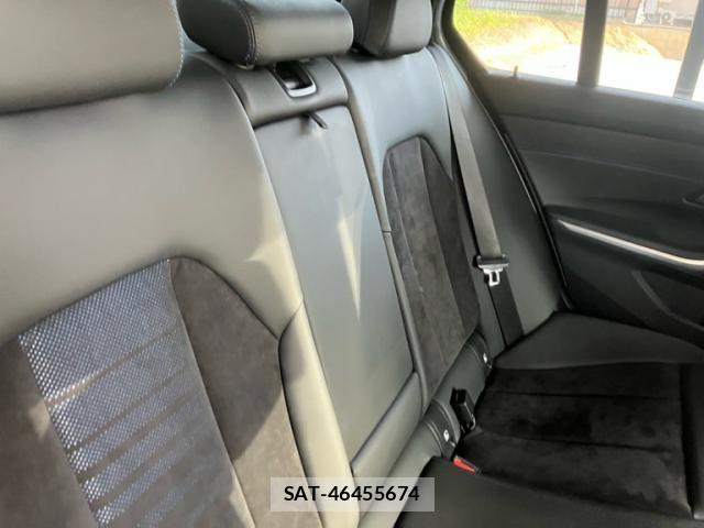 Bmw 3 SERIES 2019-06 6610754-11