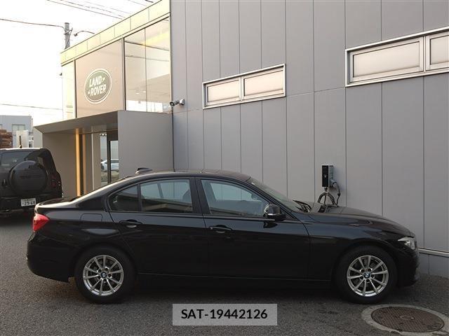 Bmw 3 SERIES 2017-04 6670493-3