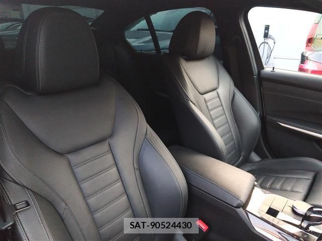 Bmw 3 SERIES 2019-06 6670486-11