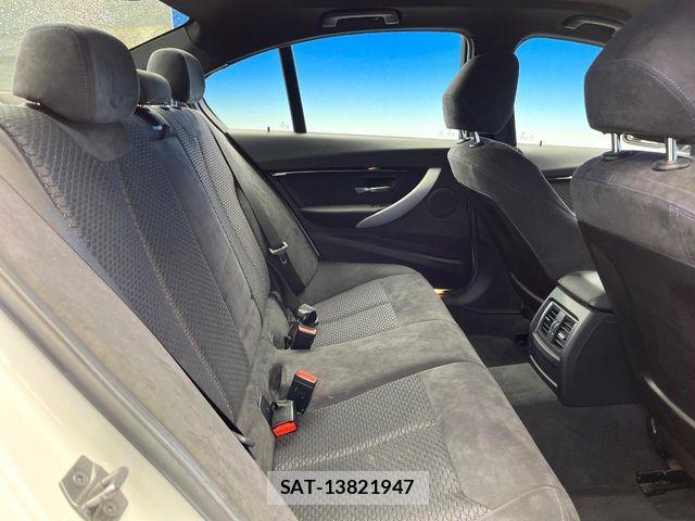 Bmw 3 SERIES 2017-02 6670492-9