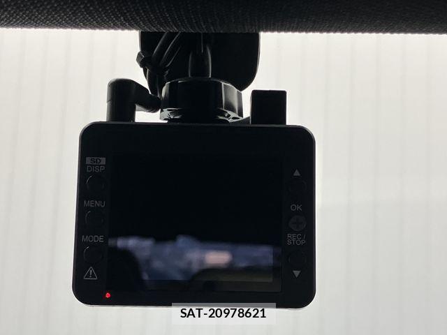 Bmw 3 SERIES 2017-10 6675144-12