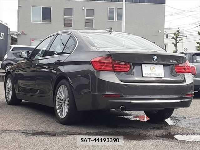 Bmw 3 SERIES 2014-03 6690922-18