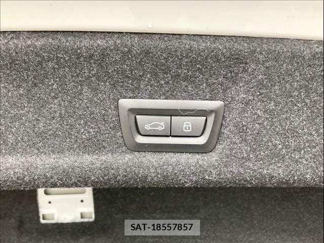 Bmw 3 SERIES 2023-12 7020082-10