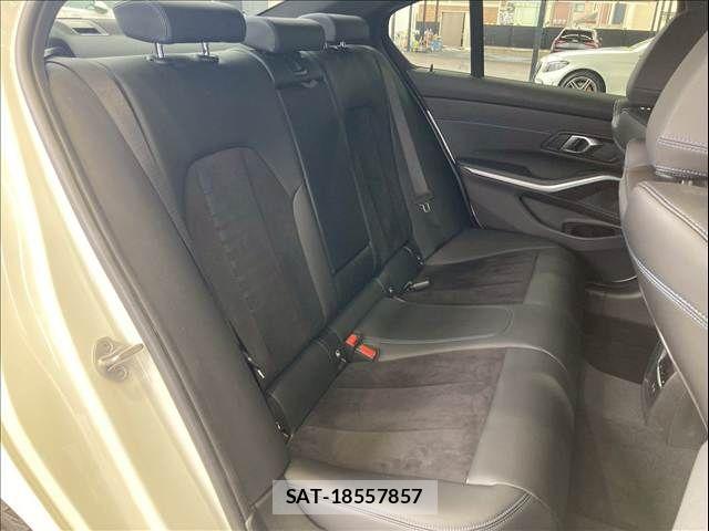 Bmw 3 SERIES 2023-12 7020082-6