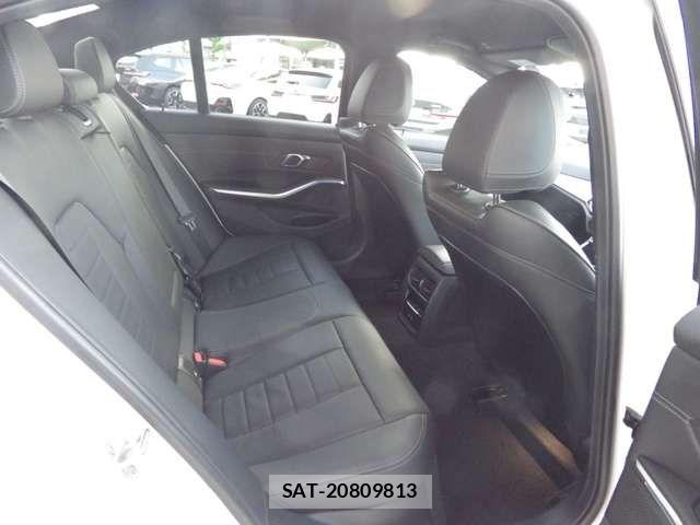 Bmw 3 SERIES 2024-03 7020081-12