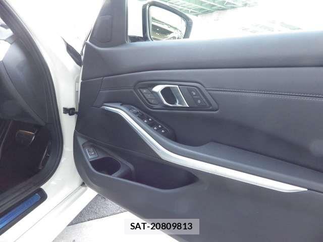 Bmw 3 SERIES 2024-03 7020081-19