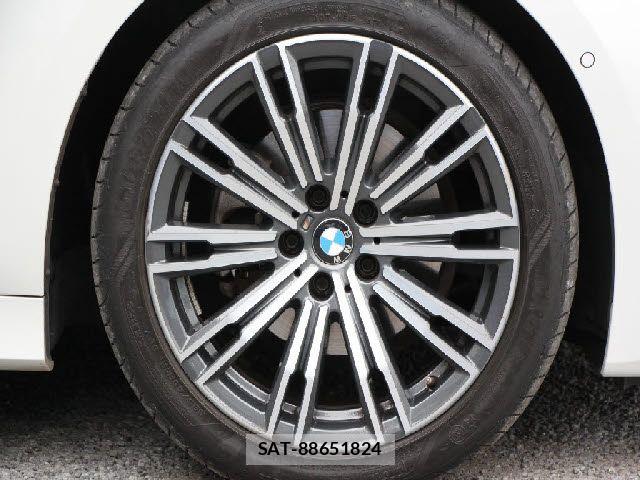 Bmw 3 SERIES 2019-06 7057622-21