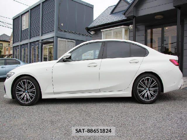 Bmw 3 SERIES 2019-06 7057622-25