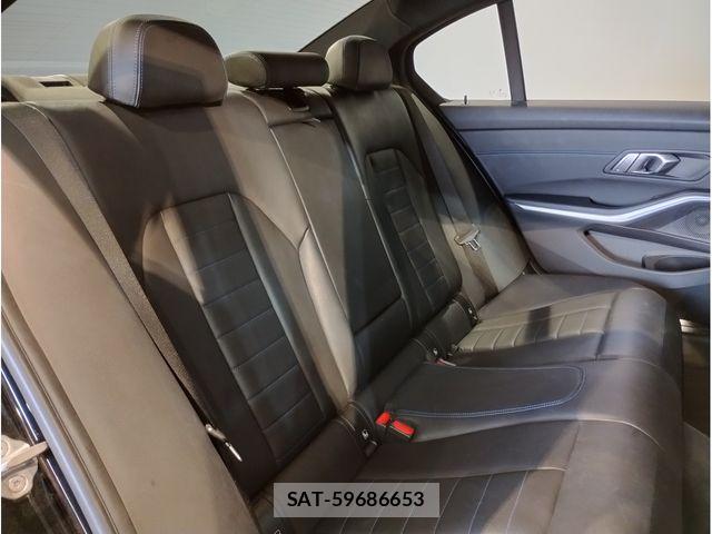 Bmw 3 SERIES 2019-10 7057619-11