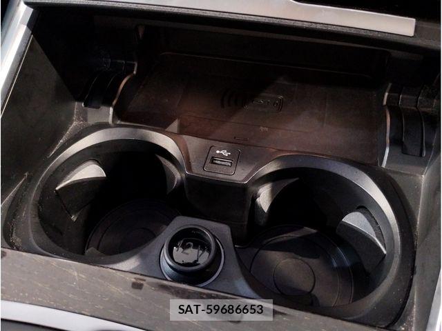 Bmw 3 SERIES 2019-10 7057619-24