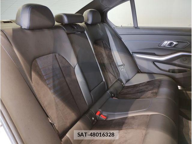 Bmw 3 SERIES 2019-04 7057626-14