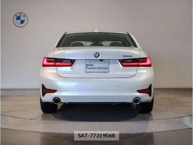Bmw 3 SERIES 2019-06 7057624-5