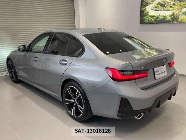 Bmw 3 SERIES 2025-10 7057606-2