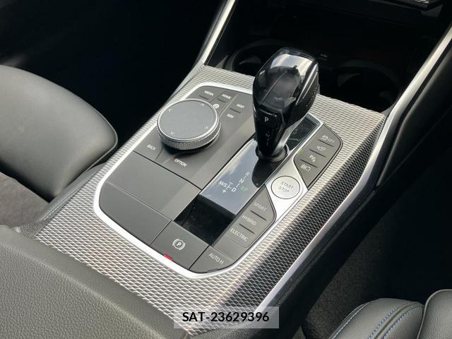 Bmw 3 SERIES 2021-03 7215284-17