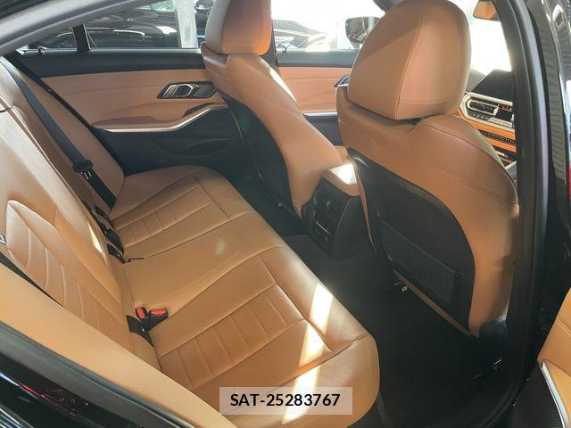 Bmw 3 SERIES 2019-10 7215276-12