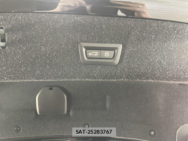 Bmw 3 SERIES 2019-10 7215276-23