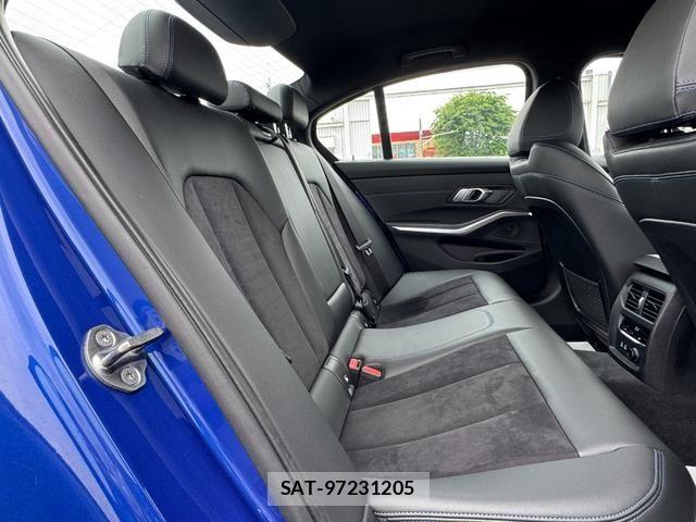 Bmw 3 SERIES 2019-03 7215269-19