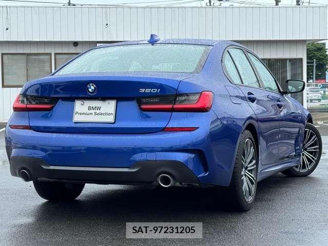 Bmw 3 SERIES 2019-03 7215269-7