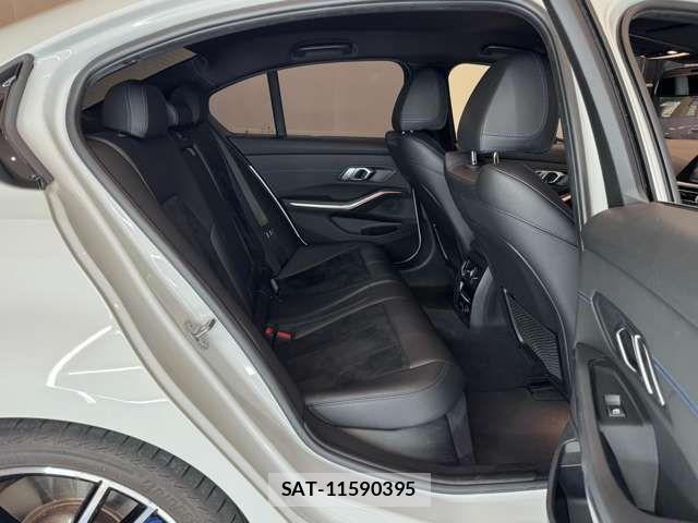 Bmw 3 SERIES 2019-03 7215267-10